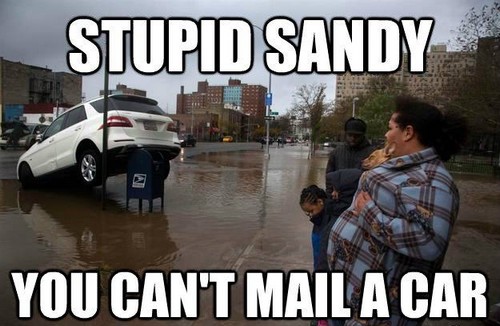 Maheer. 2012. «Rire de Sandy» Détournement ludique de Sandy. 