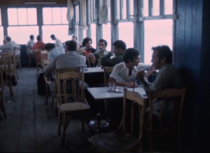 Fig.12 Café. Jocelyne Saab (réal.). 1976. Beyrouth, jamais plus. Liban. 